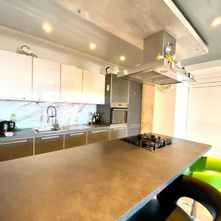 Spot Apartment *